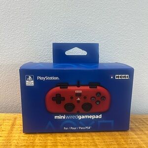 Mini Wired Gamepad for PS4 - Red
